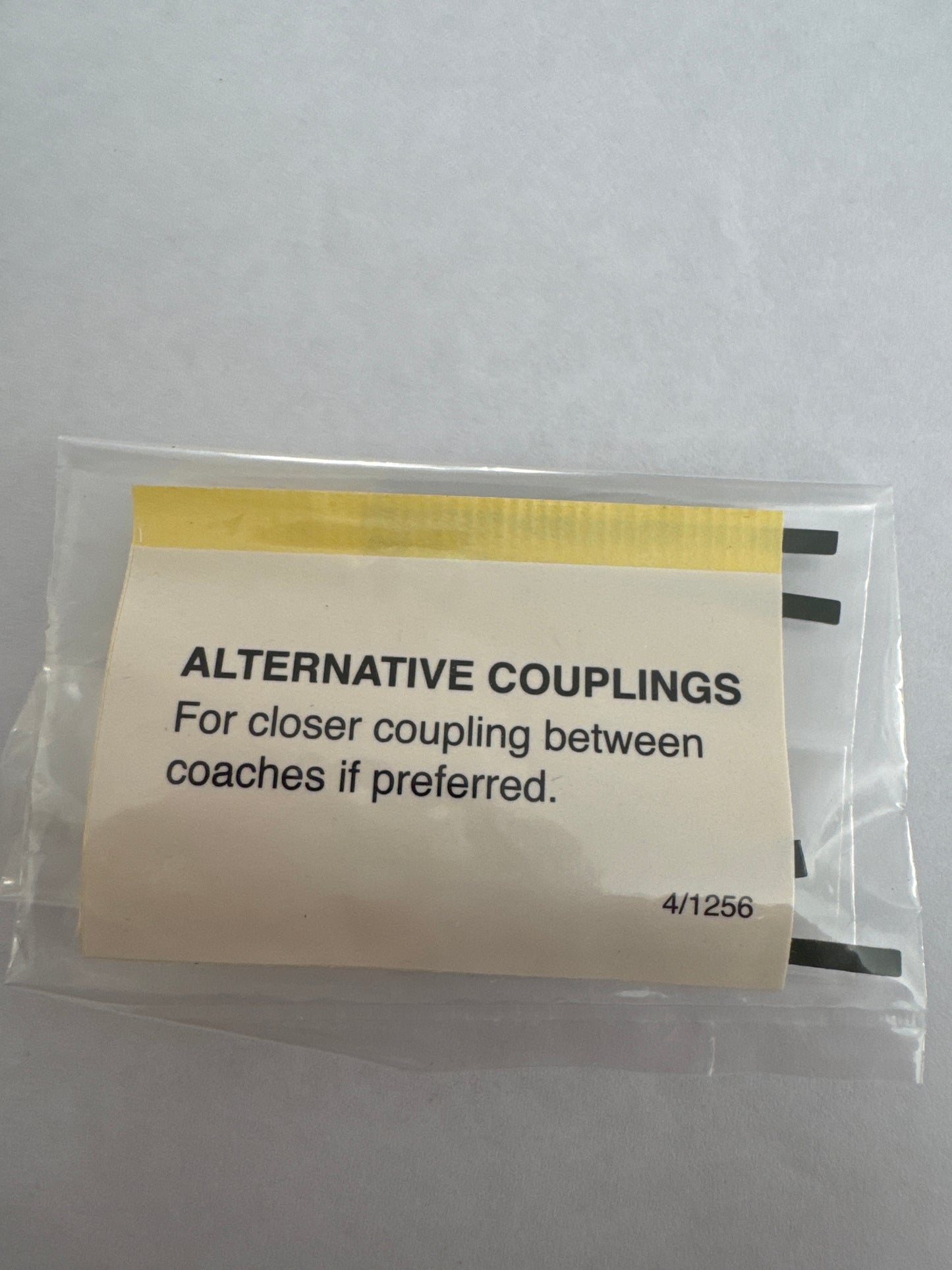 Hornby R8220 NEM Pocket Close Coupling