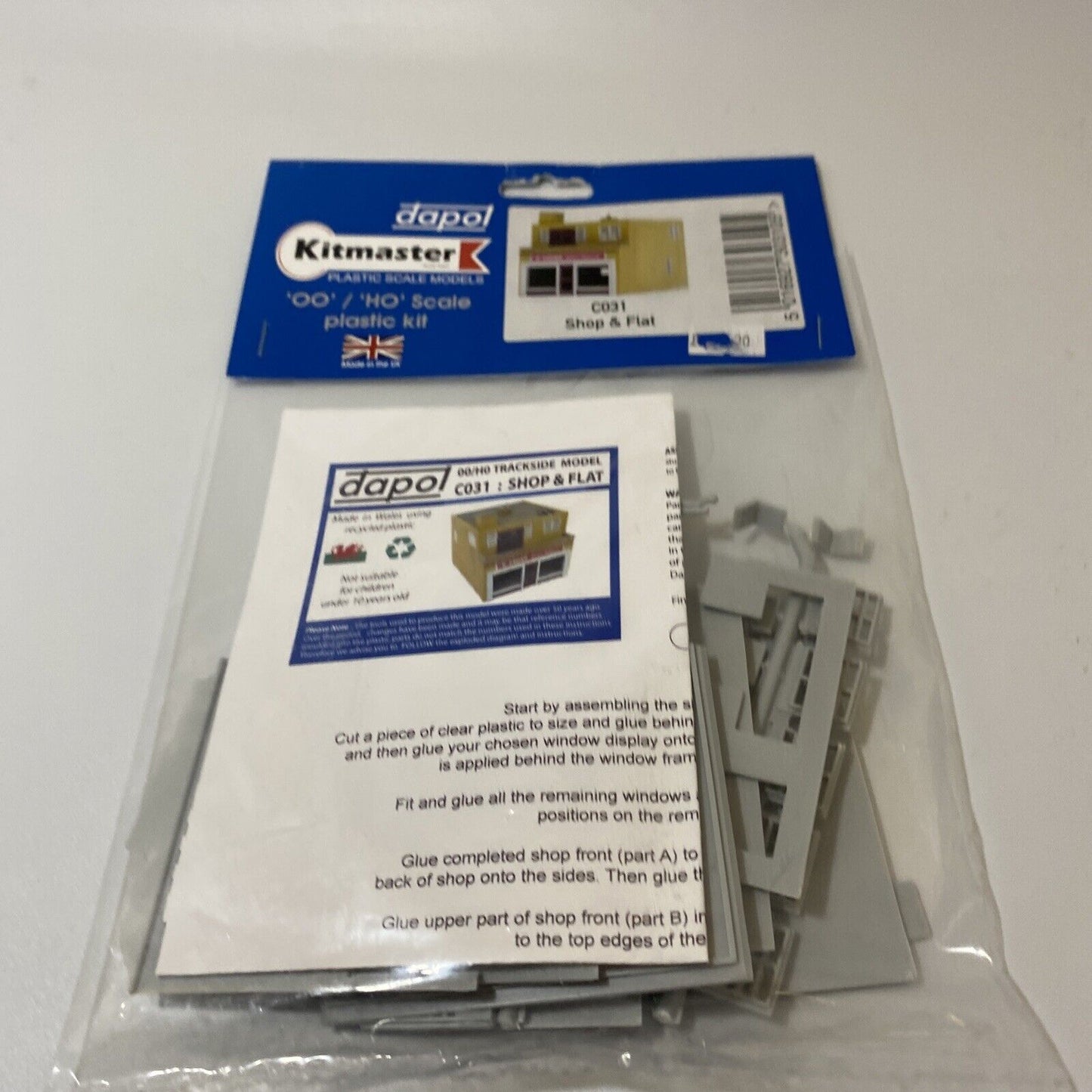 DAPOL Modern Shop & Flat (Kit) C031