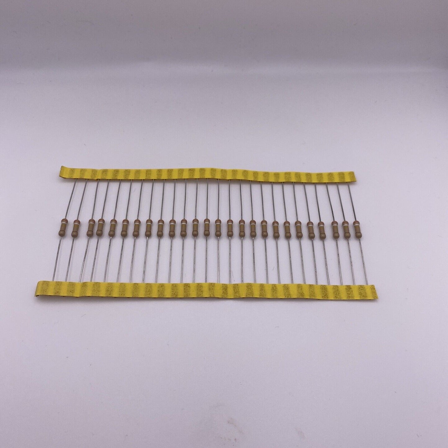 Resistor 390K Ohms 0.5 W 1/2 Watt 5% Carbon Film 390,000 Ohms x 25