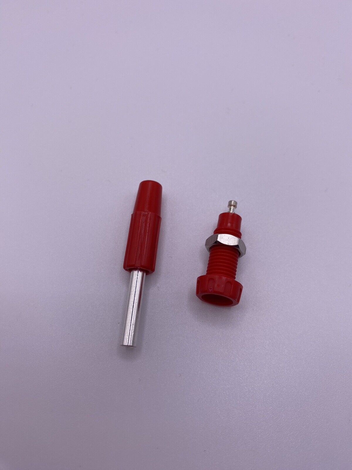 Expo 23066 High Quality 4mm Socket and Plug Red