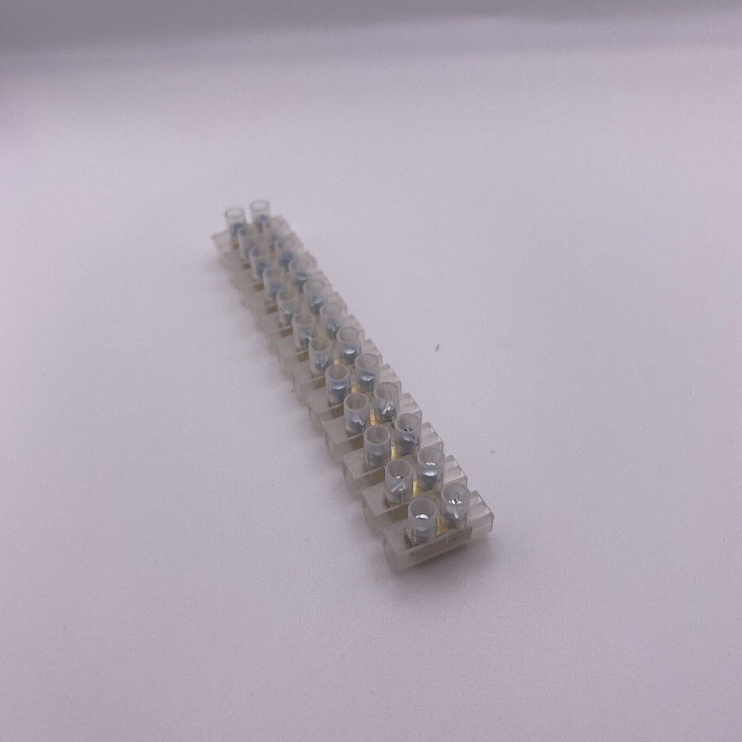 3 amp 12-way terminal Block Strip