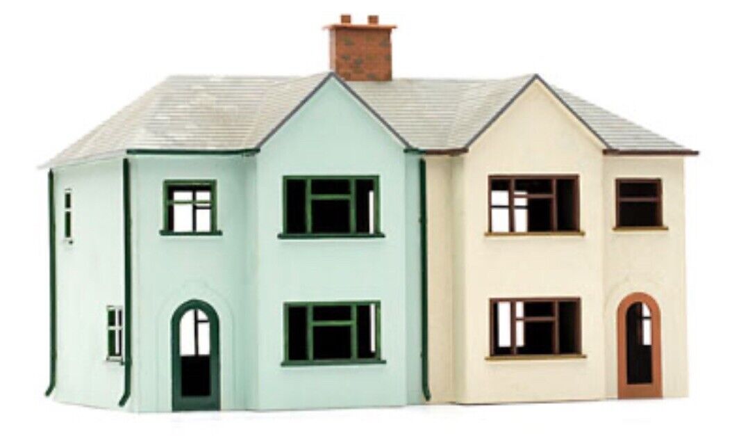 DAPOL Pair Of Semi- Detached Houses C057 Kit