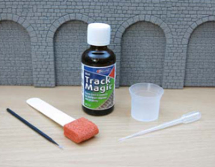 Deluxe Materials Track Magic 50ml