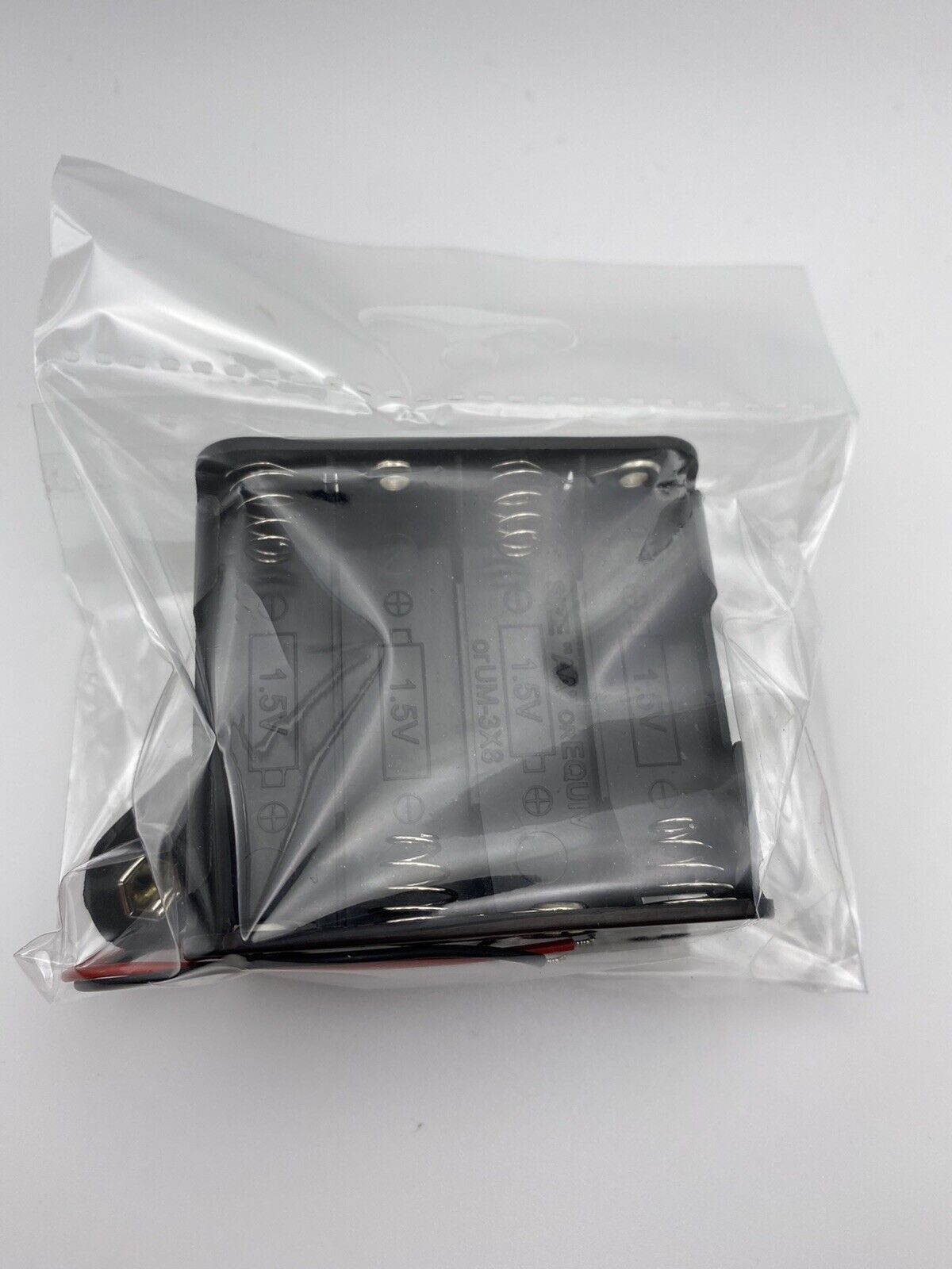EXPO- 8 Cell Battery Box with Wired Lead and ON/OFF Switch A21014