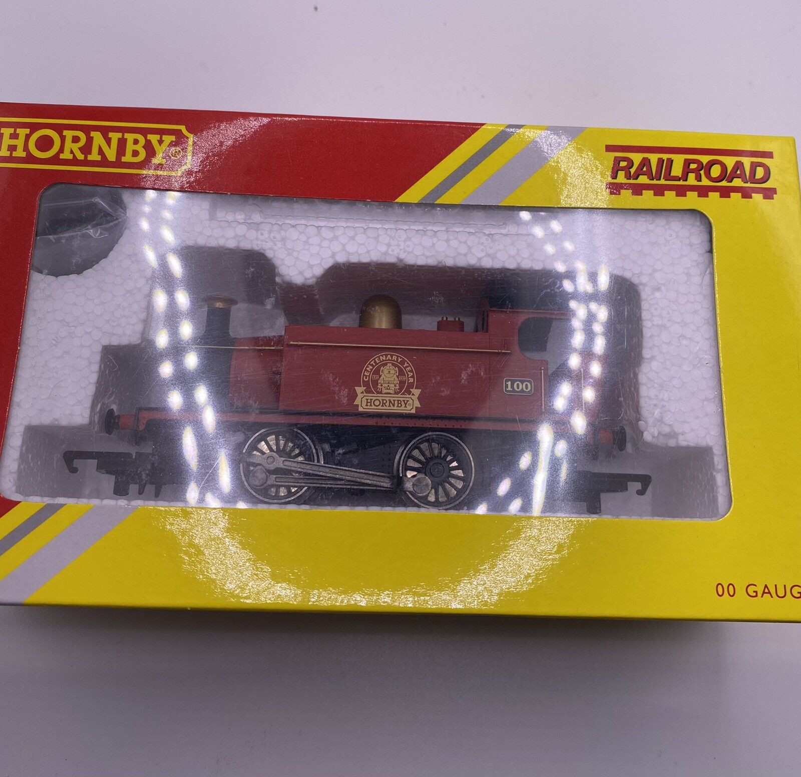 HORNBY Collector Club 0-4-0 Locomotive 2020 R3867